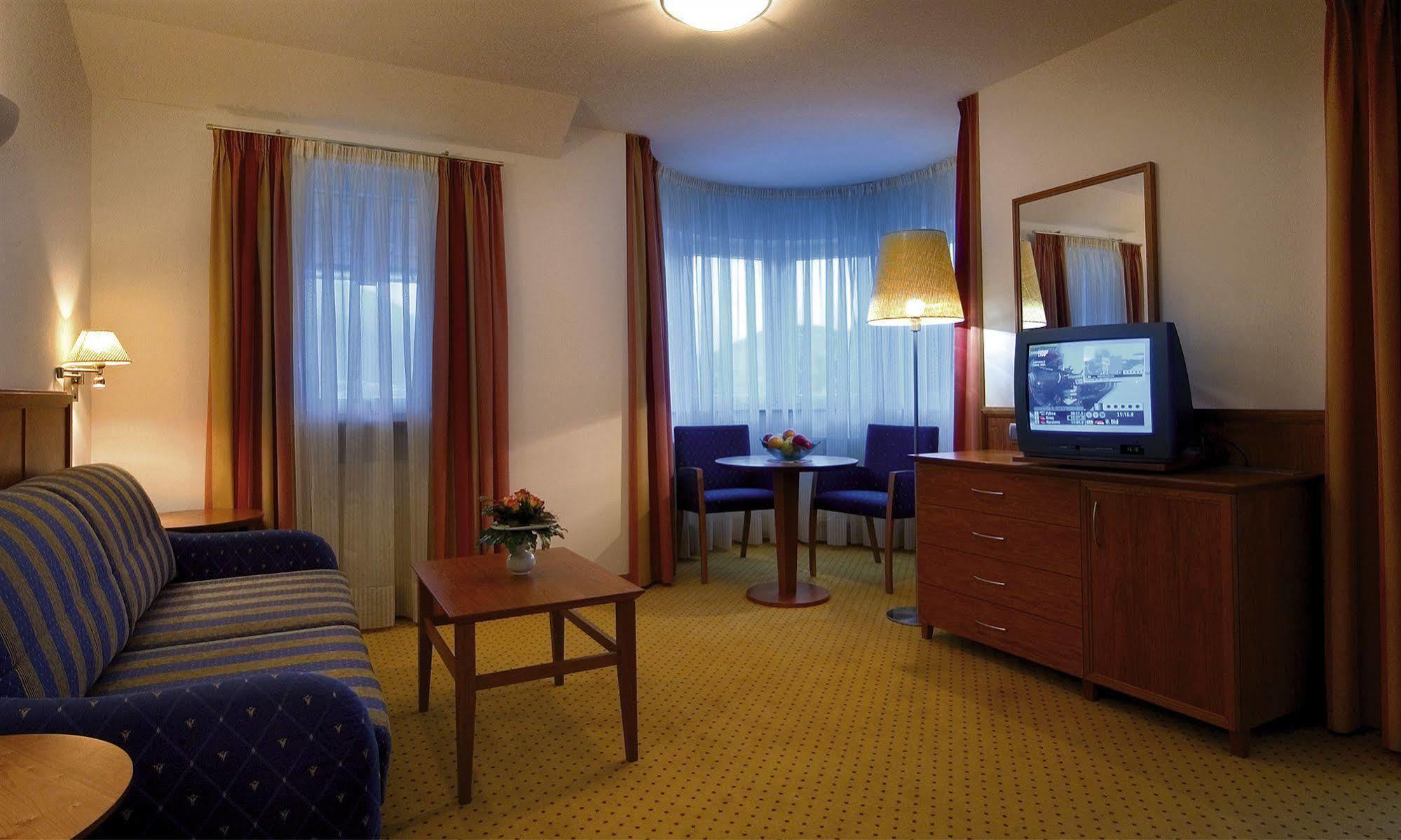 Hotel Millanderhof เบรสซาโนเน ภายนอก รูปภาพ