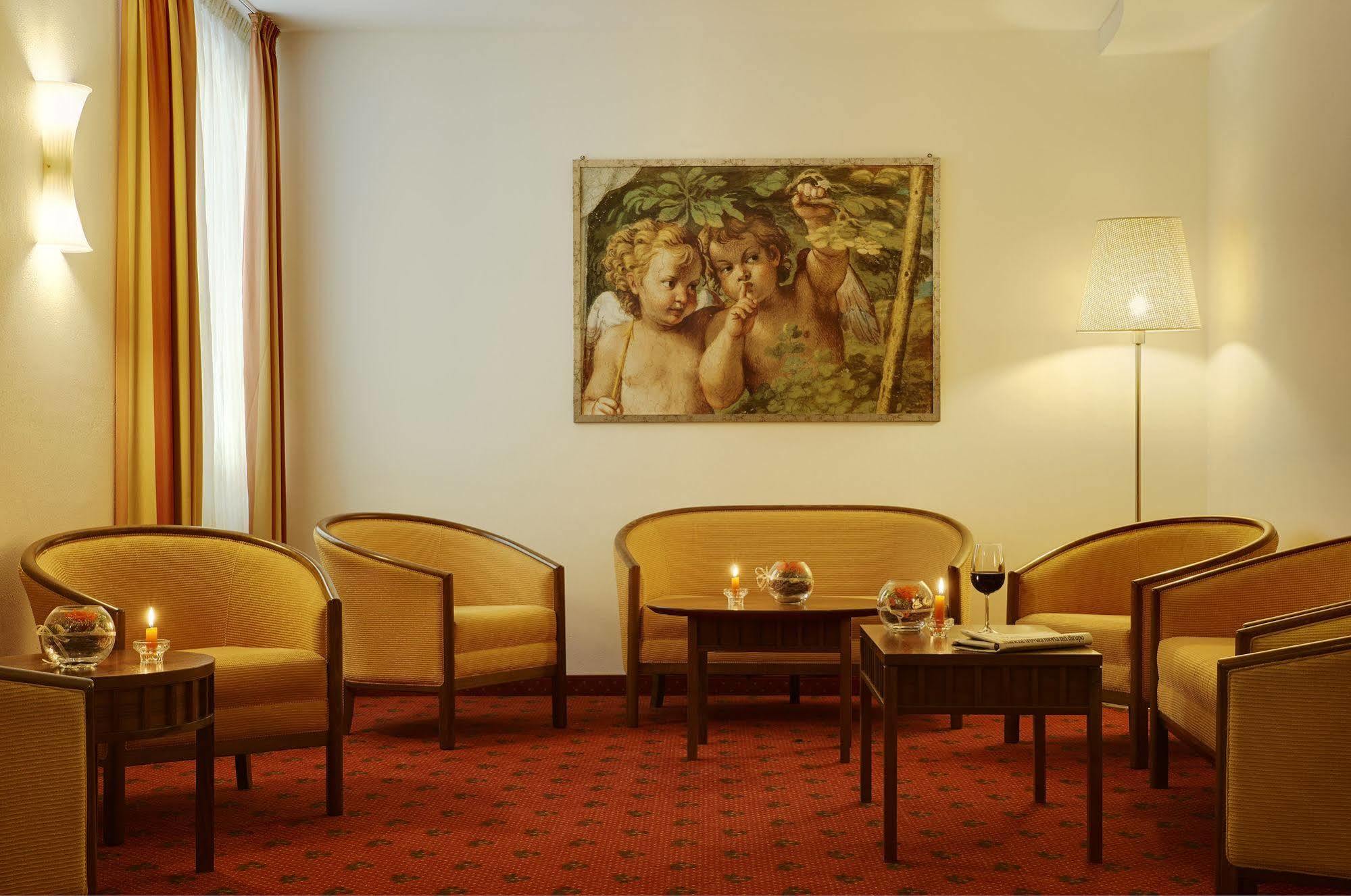 Hotel Millanderhof เบรสซาโนเน ภายนอก รูปภาพ